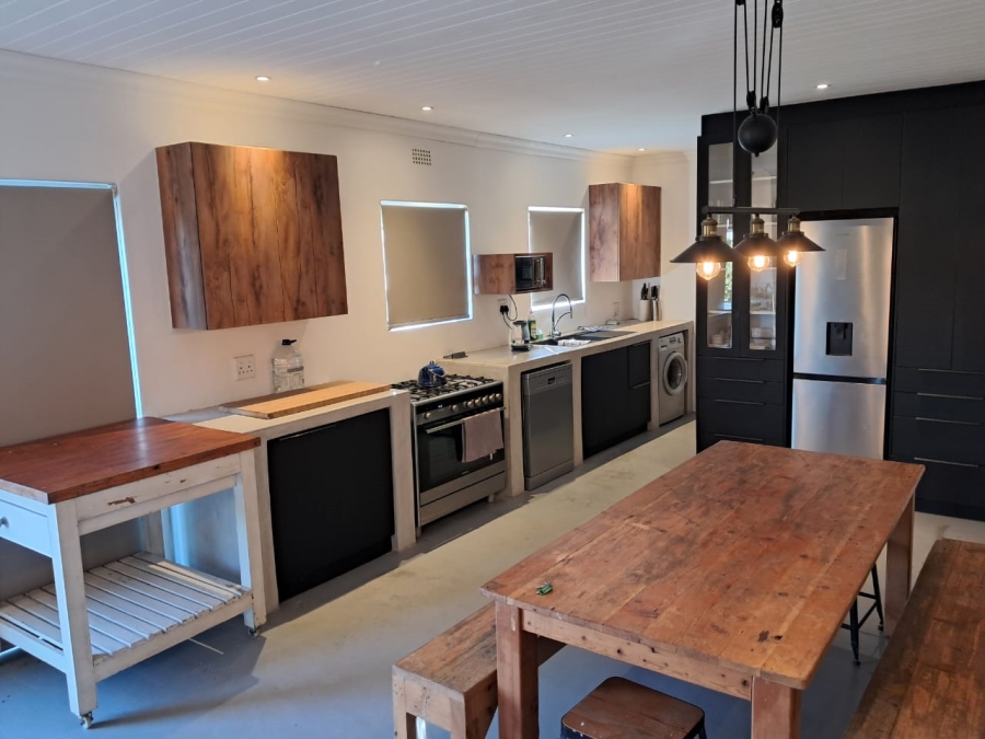 4 Bedroom Property for Sale in Redelinghuys Western Cape